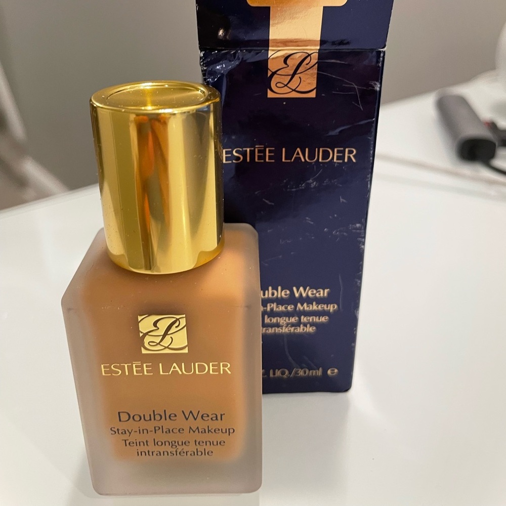 Estée Lauder double wear stay-in-place makeup wheat 3N2 Wheat 38